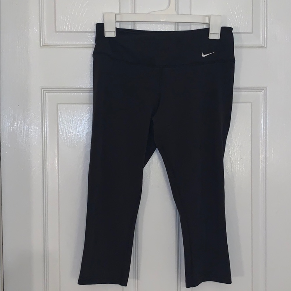 Nike Cropped Pants